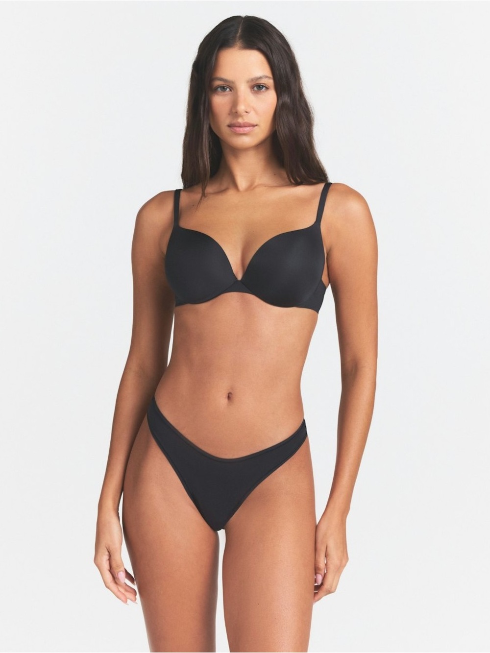 Skims• NWT wireless lightly lined bra
